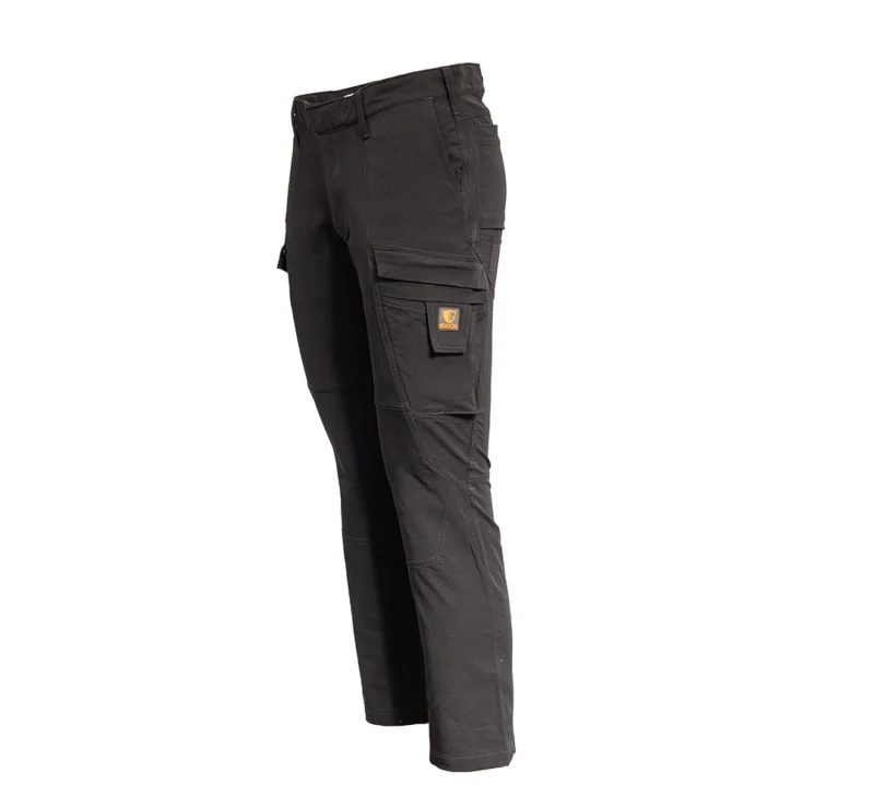 Crne Softshell Hlače sa Cargo Džepovima - Image 2